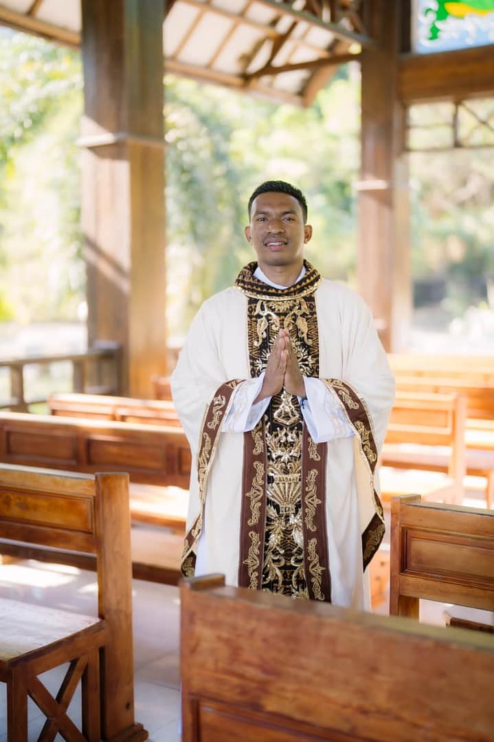 WhatsApp Image 2025-10-19 at 11.10.51